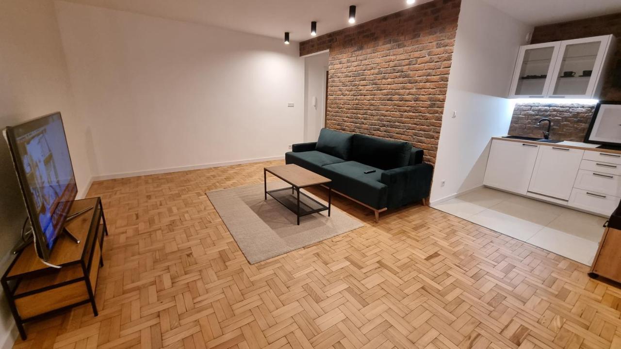 Clara Apartment Rzeszow Luaran gambar